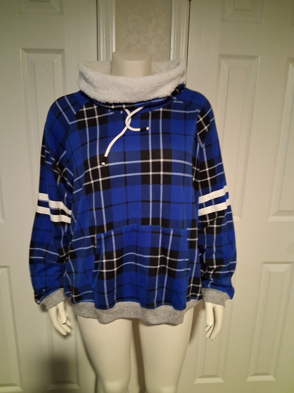 paper tee Blue Plaid Cowl-Neck Sweater with Stripes